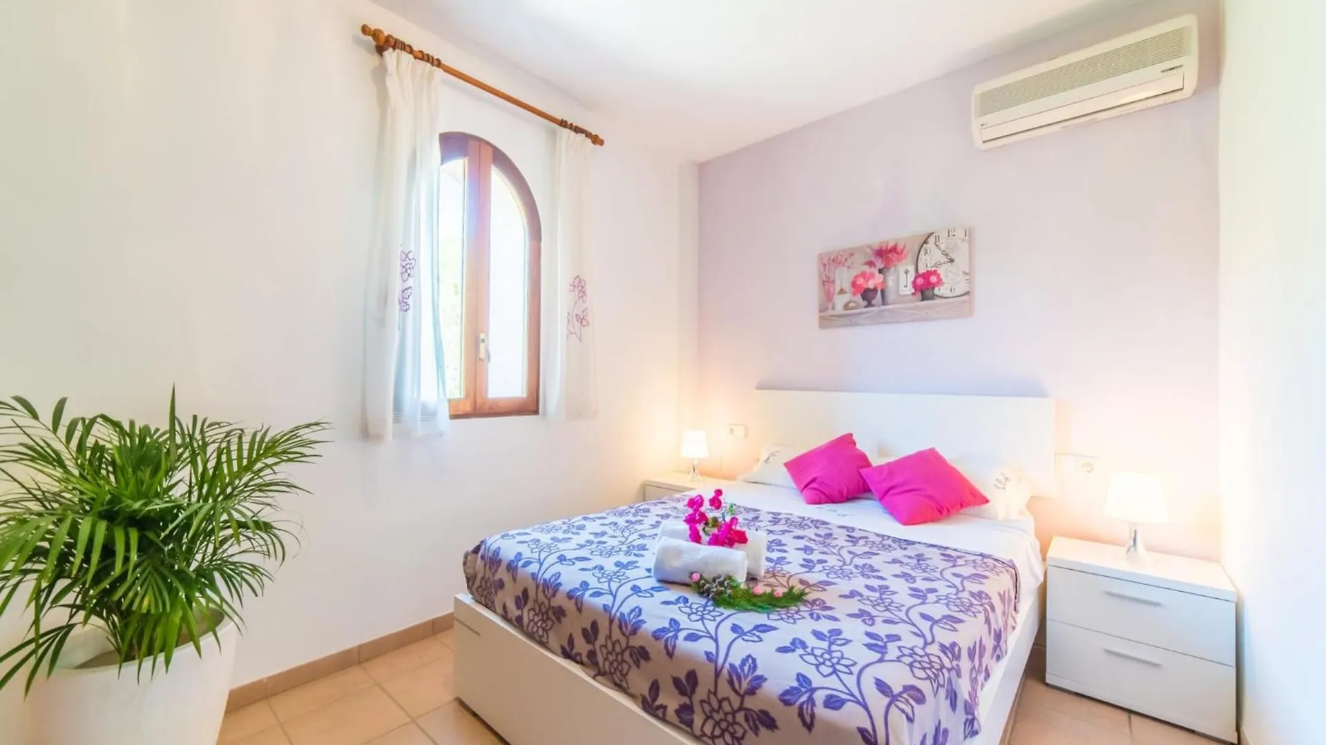 Charming Finca, 500M From בוחר בית נופש